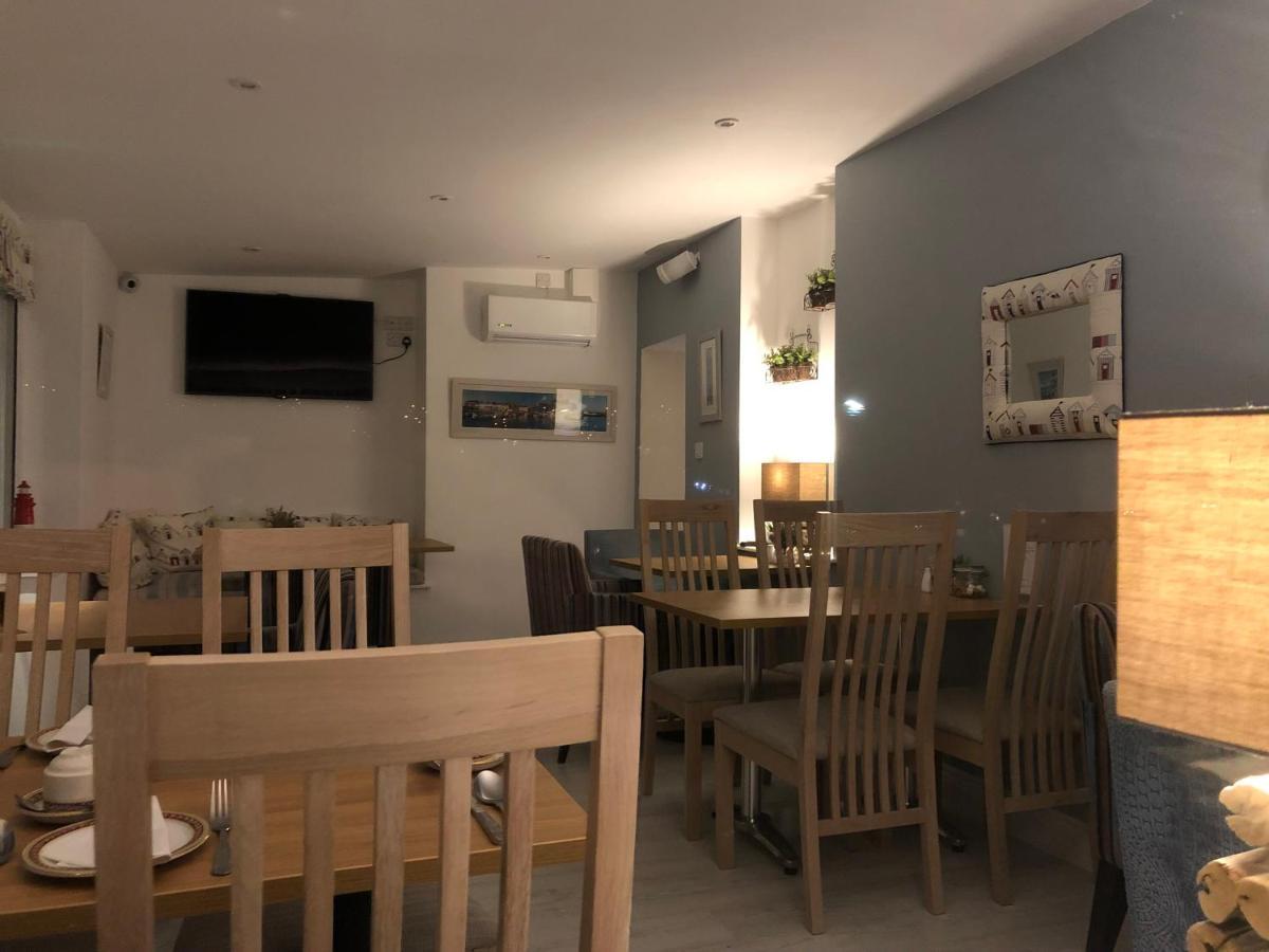 Cairn House 4* Ilfracombe