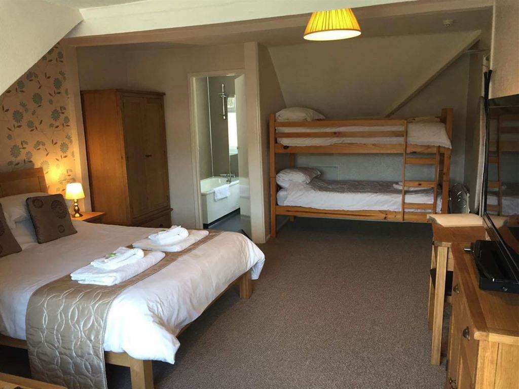 Bed and breakfast Cairn House 4*